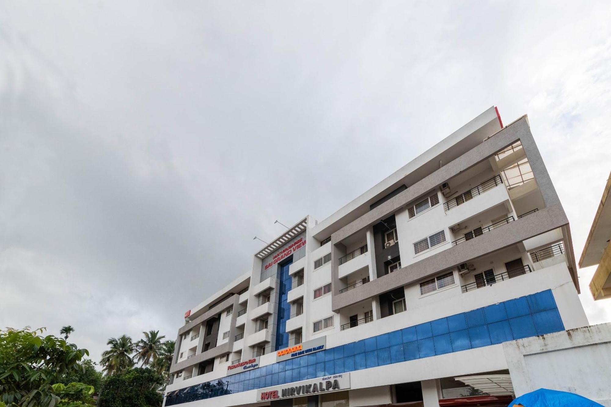 Super Collection O Nirvikalpa Hotel Ullal Luaran gambar